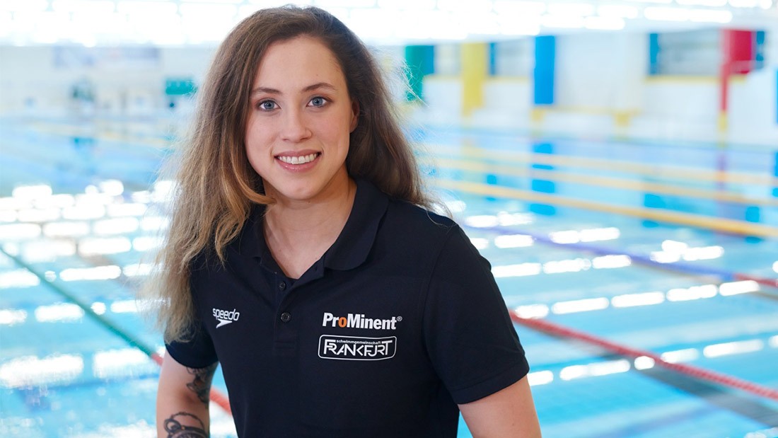 In water, she’s in her element – ProMinent sponsors swimmer Sarah Köhler